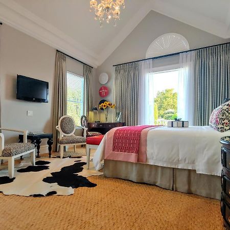 פארל The Light House Boutique Suites מראה חיצוני תמונה
