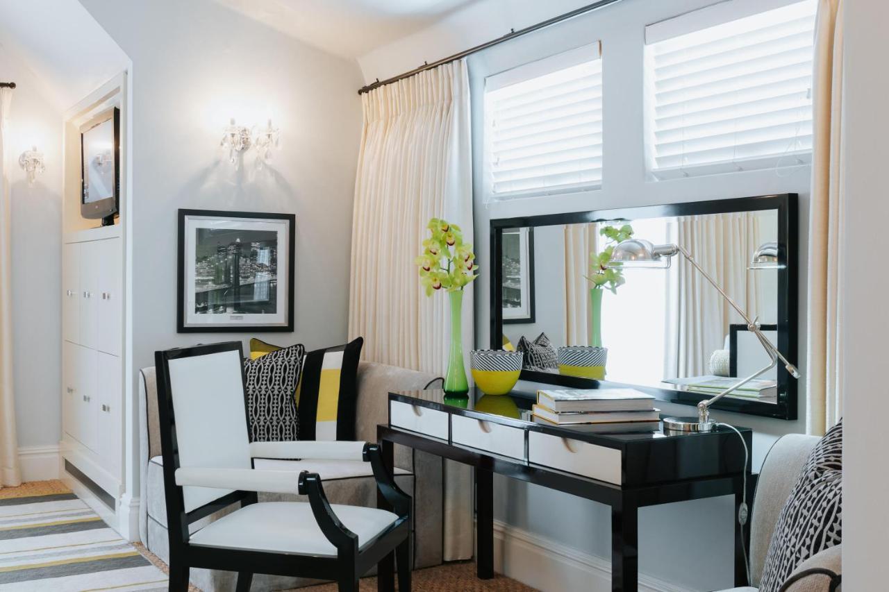 פארל The Light House Boutique Suites מראה חיצוני תמונה