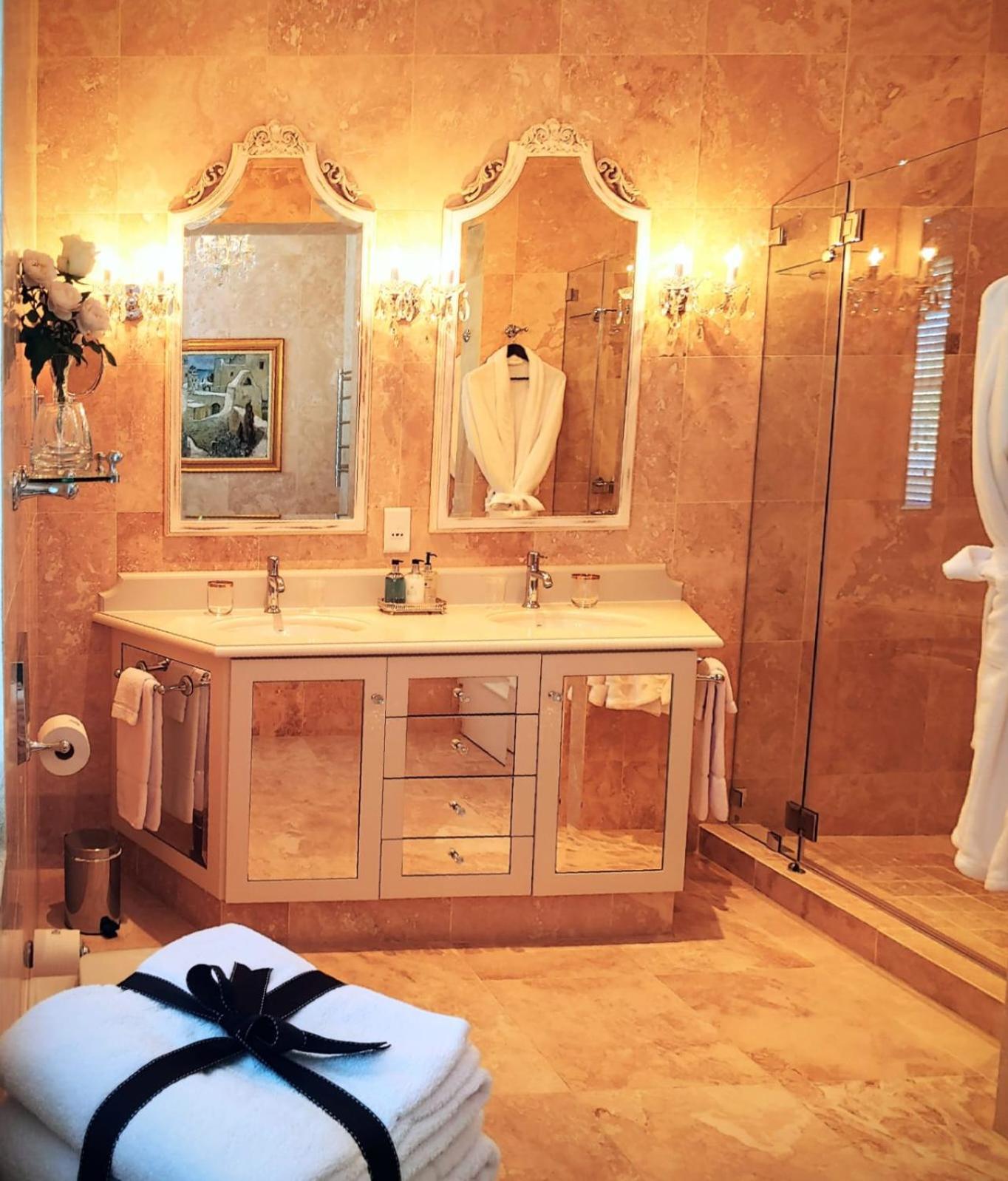 פארל The Light House Boutique Suites מראה חיצוני תמונה
